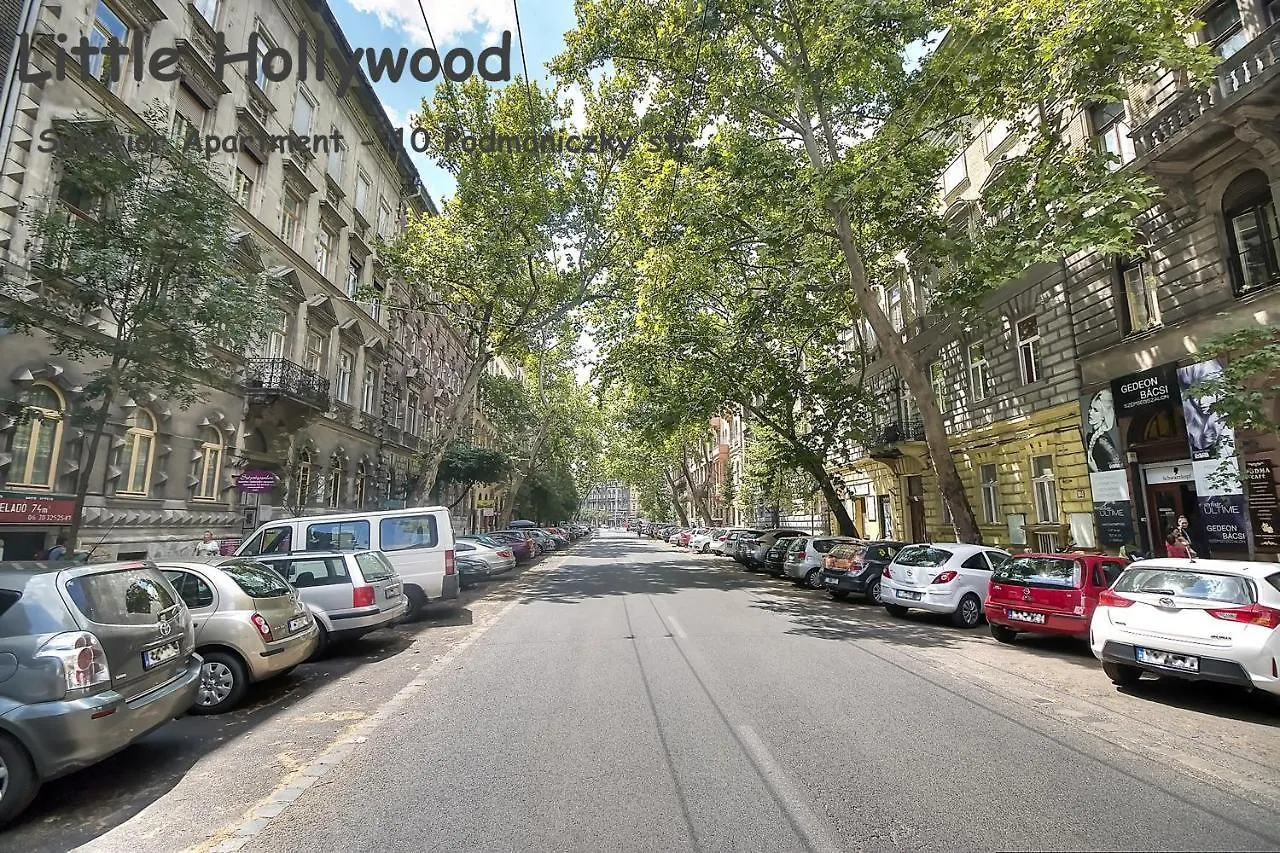 Little Americas Westend Apartments Budapest 0*,  Ungern